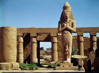 The Colossus of Ramesses II: standing statue of the king with his daughter Benta Anta
